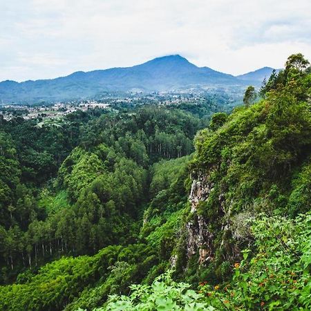 Alam Permai Hotel Bandung Exteriér fotografie